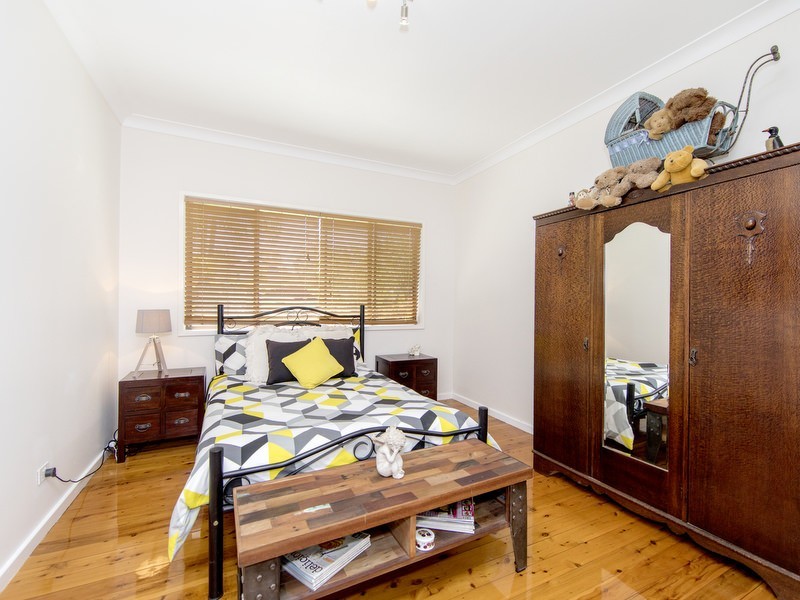 28 Oxford Street, Gateshead NSW 2290