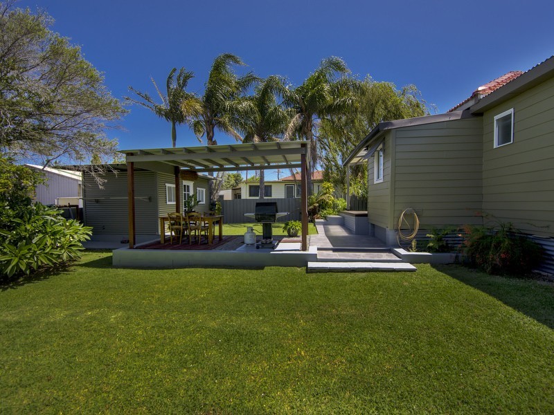 28 Oxford Street, Gateshead NSW 2290