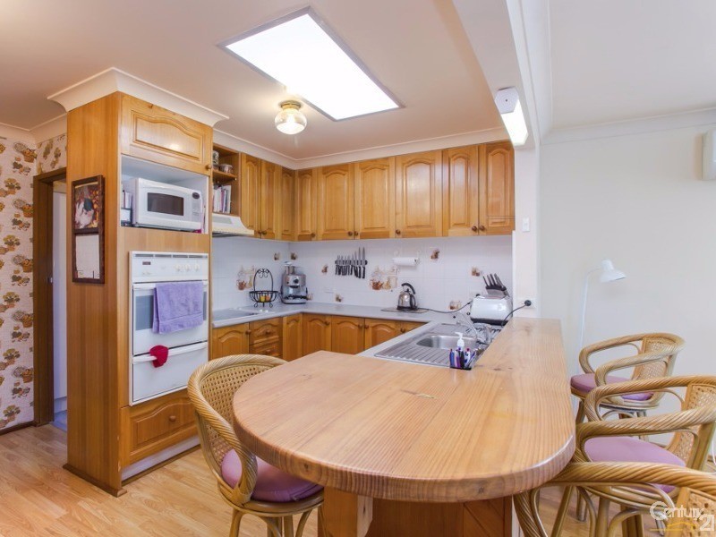 5 Hunter Close, Rankin Park NSW 2287