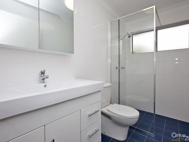 24 Belmore Street, Adamstown NSW 2289