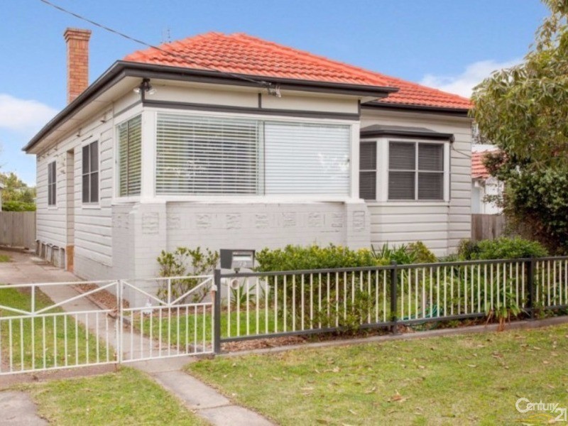 79 Young Street, Georgetown NSW 2298