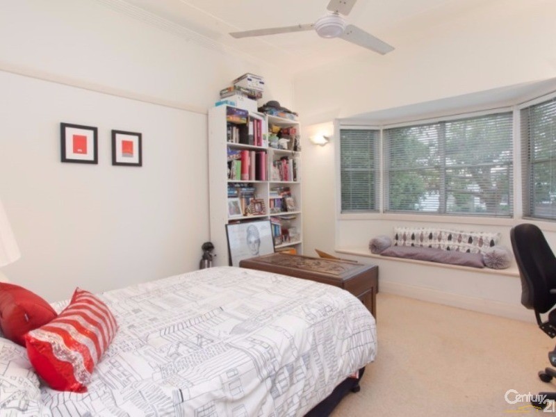 79 Young Street, Georgetown NSW 2298