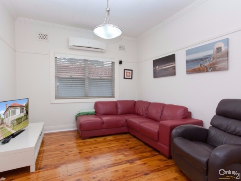 79 Young Street, Georgetown NSW 2298