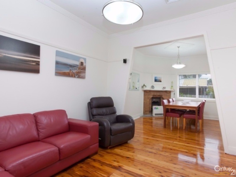 79 Young Street, Georgetown NSW 2298