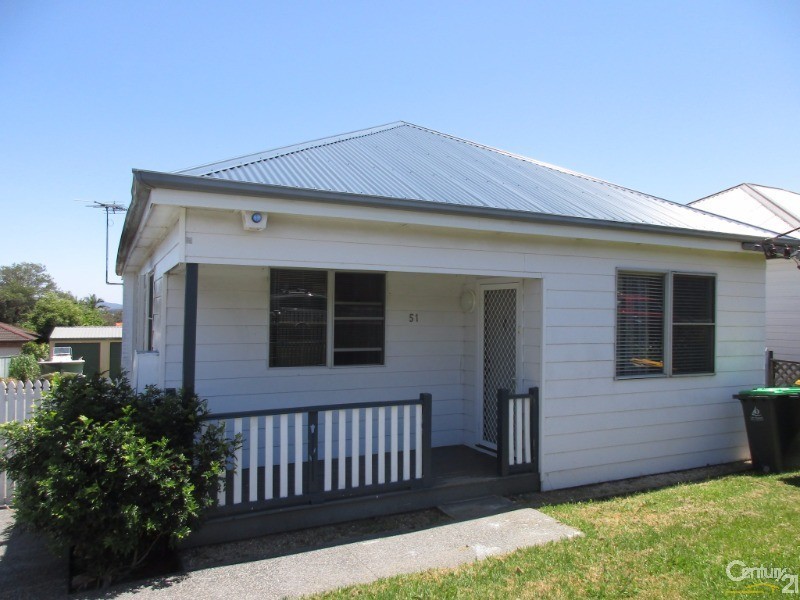 51 Patricia Avenue, Charlestown NSW 2290