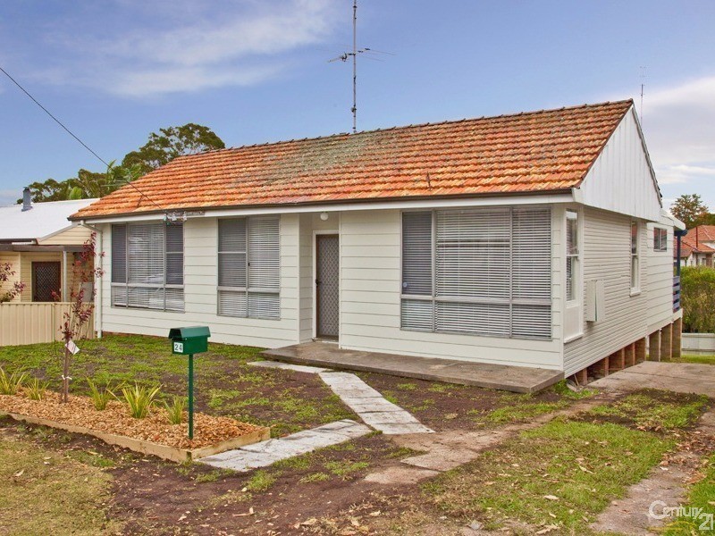 24 Derna Road, Shortland NSW 2307