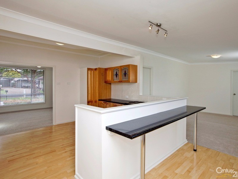 24 Derna Road, Shortland NSW 2307