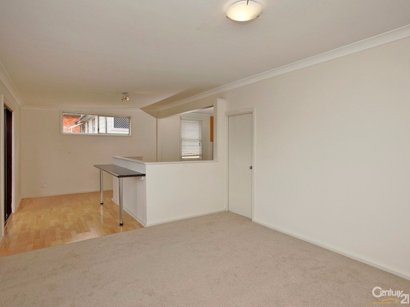 24 Derna Road, Shortland NSW 2307