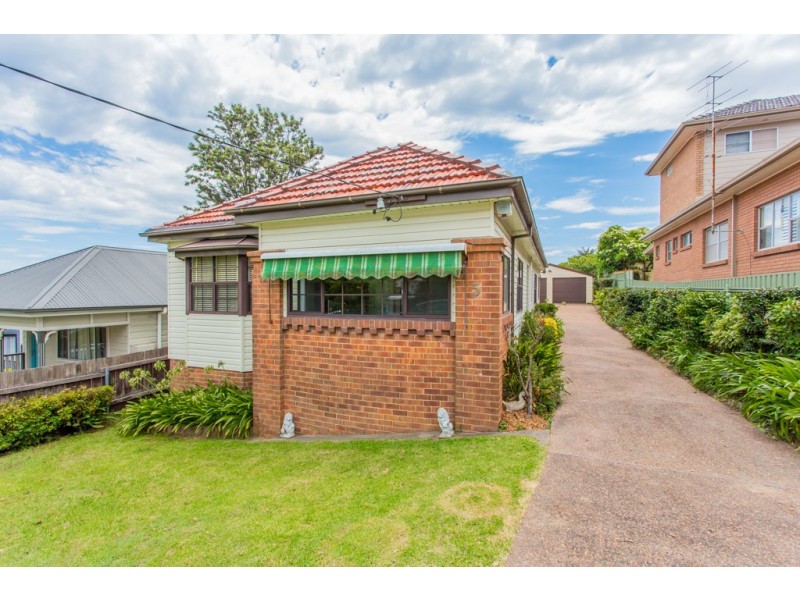 5 Buller Street, Charlestown NSW 2290