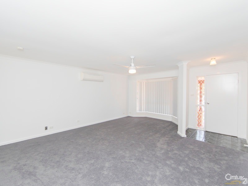 9A New York Avenue, Warners Bay NSW 2282