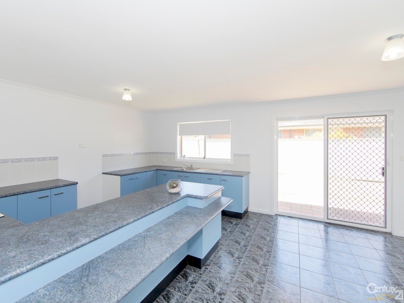 9A New York Avenue, Warners Bay NSW 2282