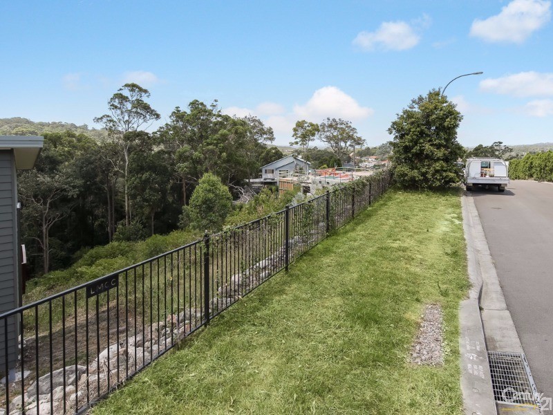 4 Beulah Place, Kotara South NSW 2289