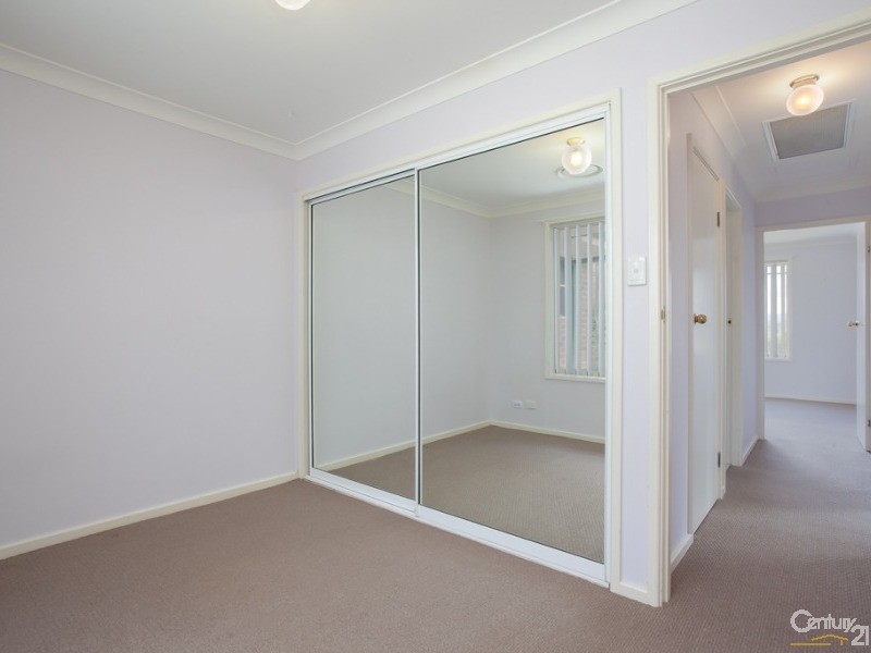 1/4 Chippindall Street, Speers Point NSW 2284