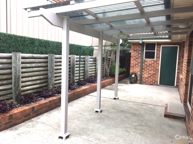 1/4 Chippindall Street, Speers Point NSW 2284