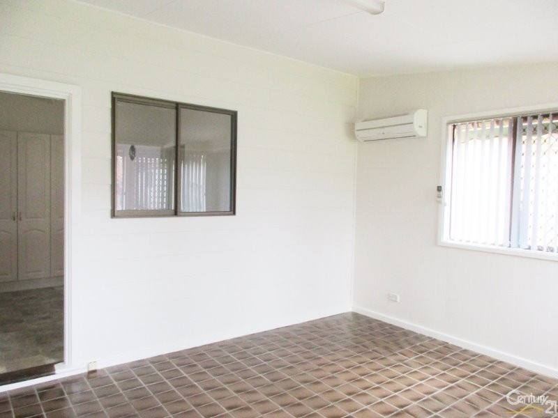 3 Ruswell Avenue, Warners Bay NSW 2282