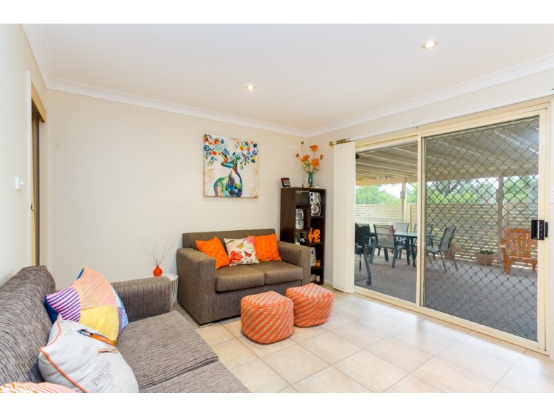 2 Alpha Close, Eleebana NSW 2282