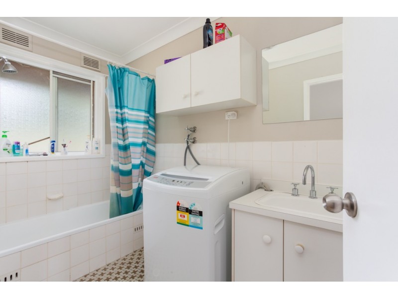 2/75 Warners Bay Road, Warners Bay NSW 2282