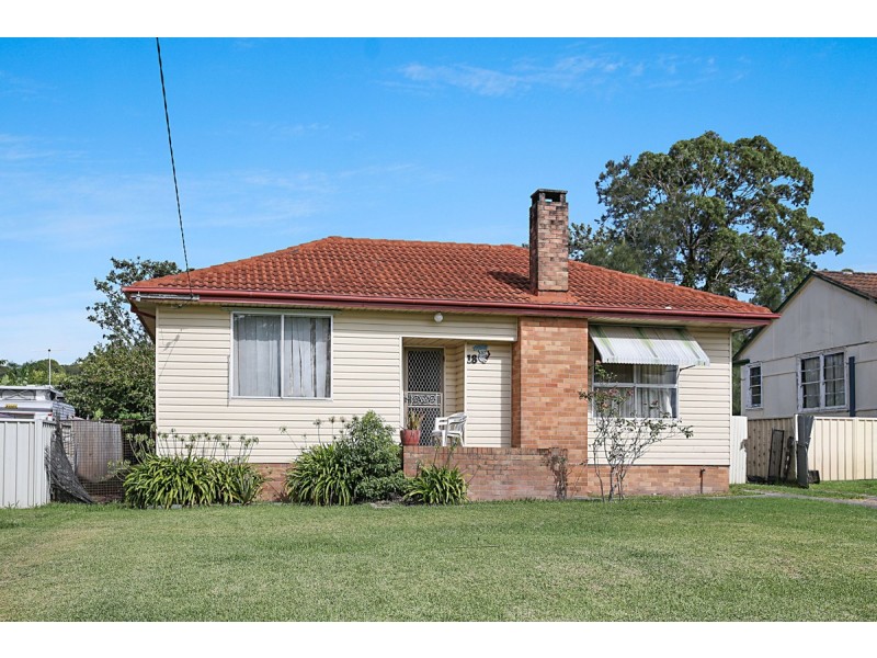 18 Lachlan Street, Windale NSW 2306