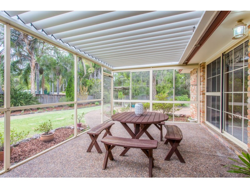 27 Derwent Crescent, Lakelands NSW 2282