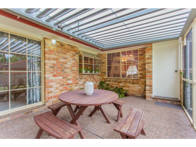 27 Derwent Crescent, Lakelands NSW 2282