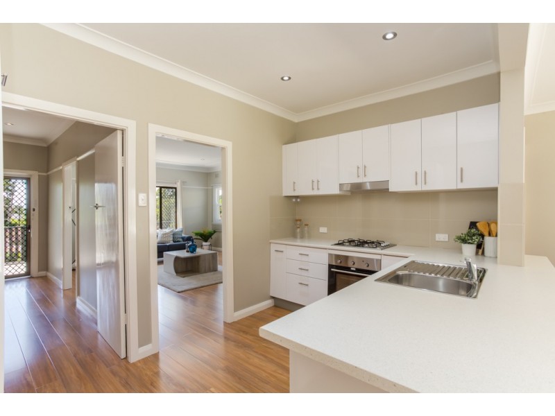 1 Lynette Place, Kotara NSW 2289