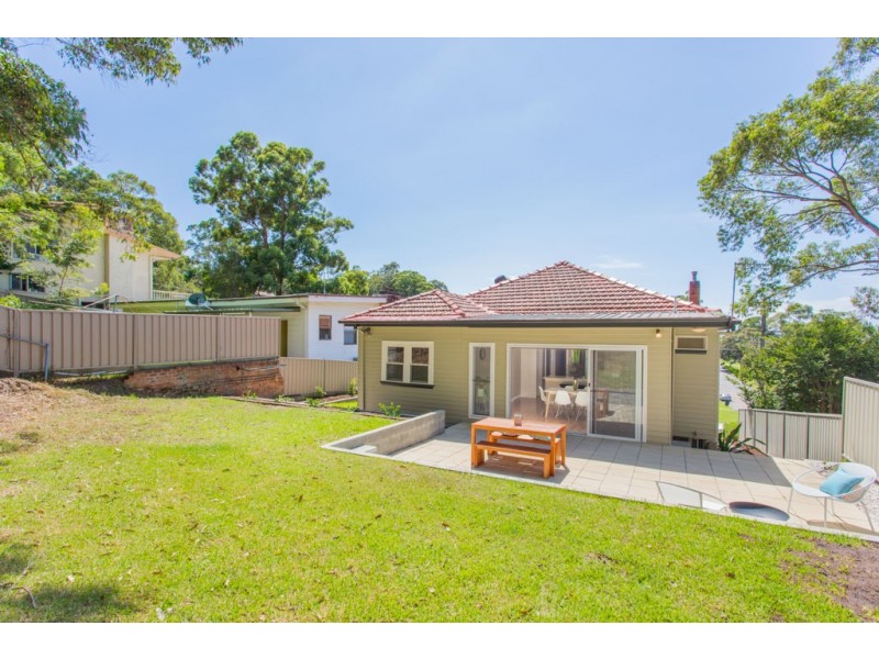 1 Lynette Place, Kotara NSW 2289