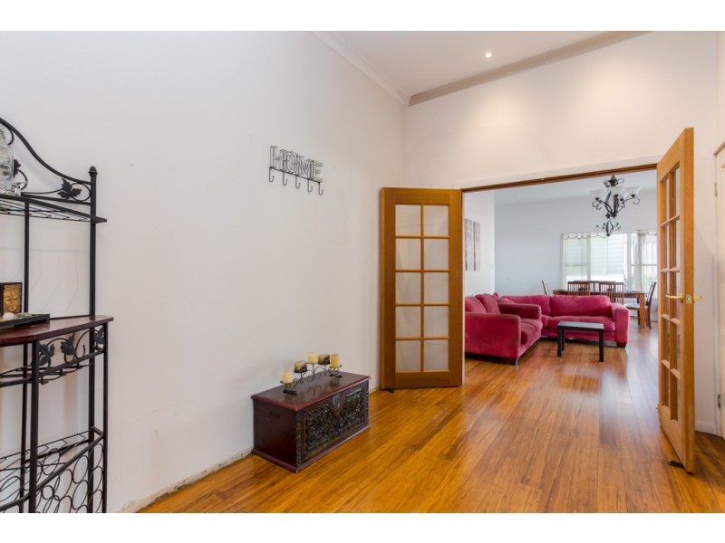 36 Lachlan Road, Cardiff NSW 2285