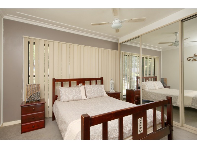 8 Clayton Crescent, Kotara NSW 2289