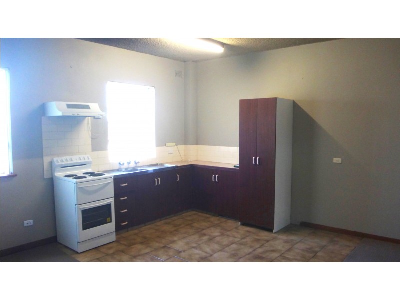 2/12 High Street, Waratah NSW 2298