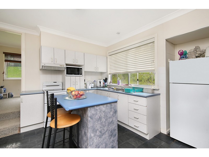 30 Elvidge Crescent, Kotara South NSW 2289