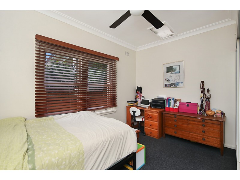 30 Elvidge Crescent, Kotara South NSW 2289