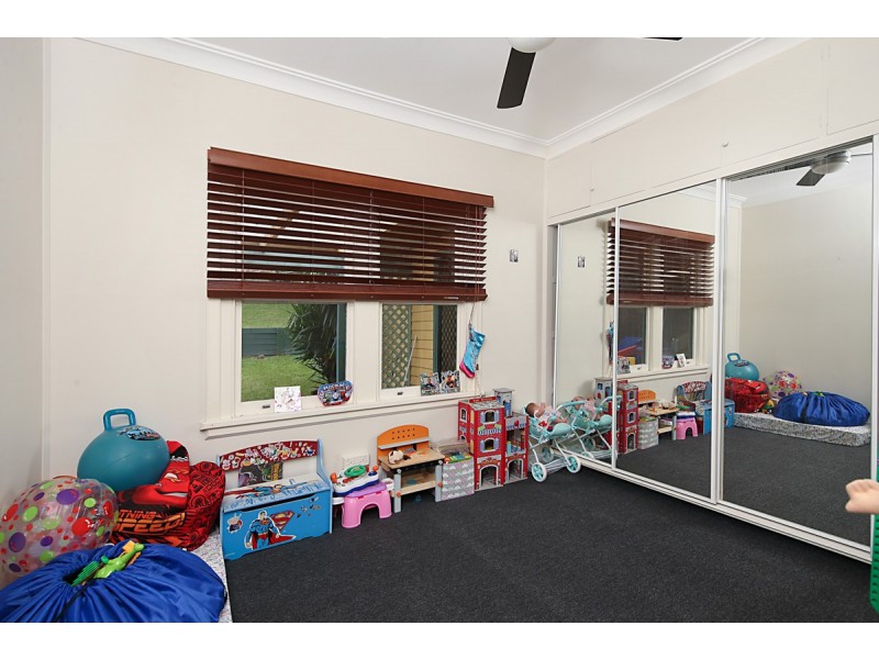 30 Elvidge Crescent, Kotara South NSW 2289