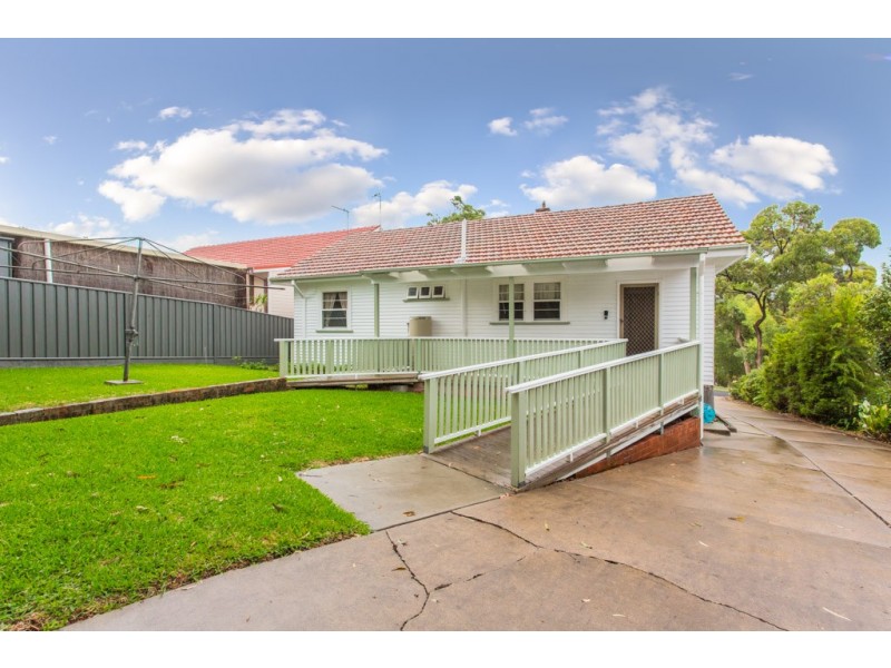 27 Joslin Street, Kotara NSW 2289
