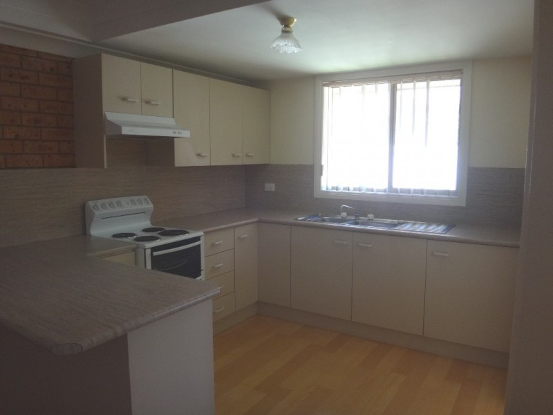 1/11 Floribunda Close, Warabrook NSW 2304