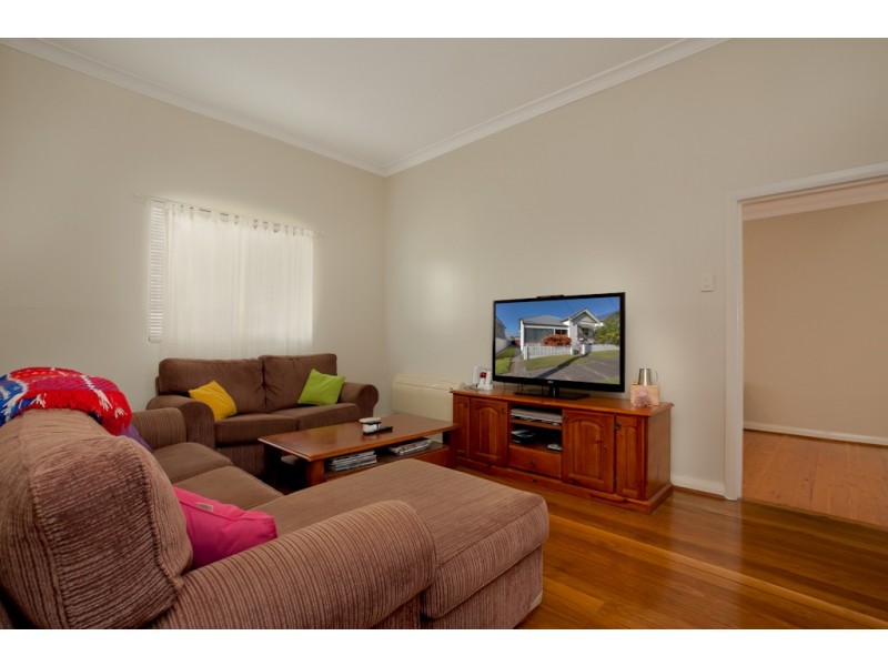 19 Narara Road, Adamstown NSW 2289