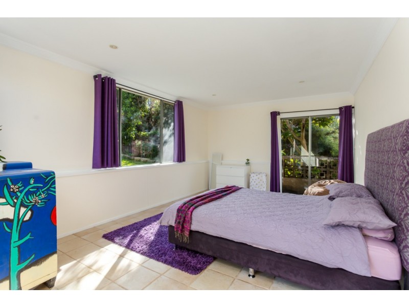 5 Kananook Crescent, Belmont North NSW 2280