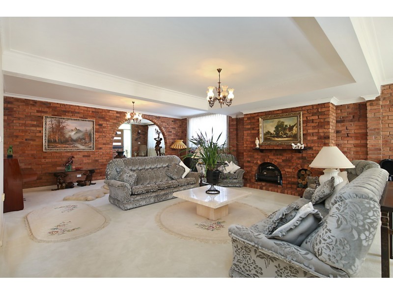 1 Rothbury Street, Eleebana NSW 2282