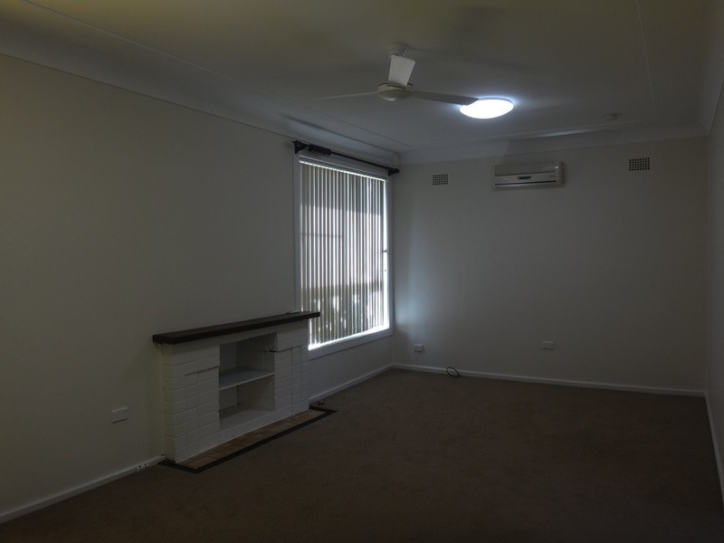 53 Blackbutt Parade, Kotara South NSW 2289