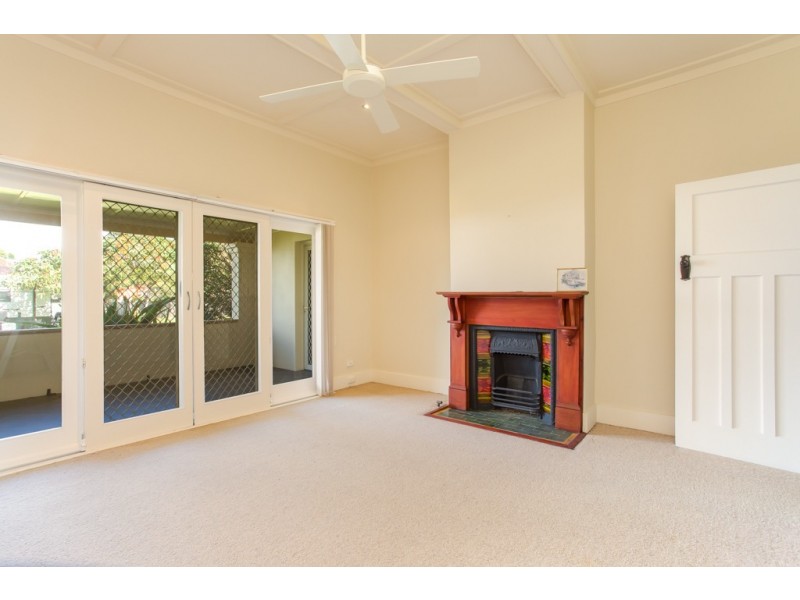28 Alexander Street, Hamilton South NSW 2303