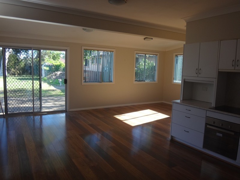 53 Albert Street, Warners Bay NSW 2282