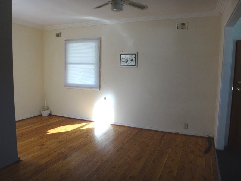 11 Albert Street, Tingira Heights NSW 2290