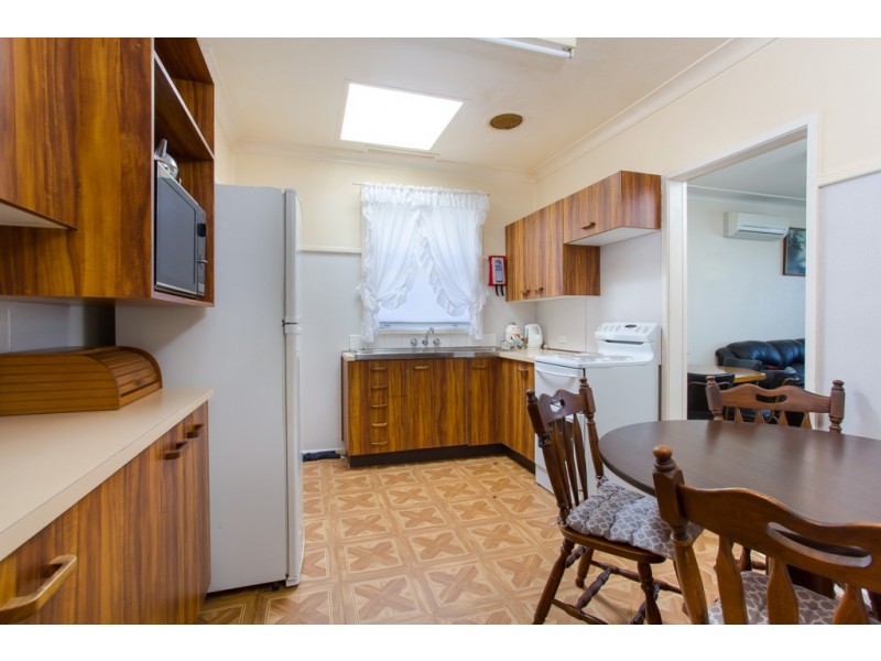 37 Waratah Street, Kahibah NSW 2290