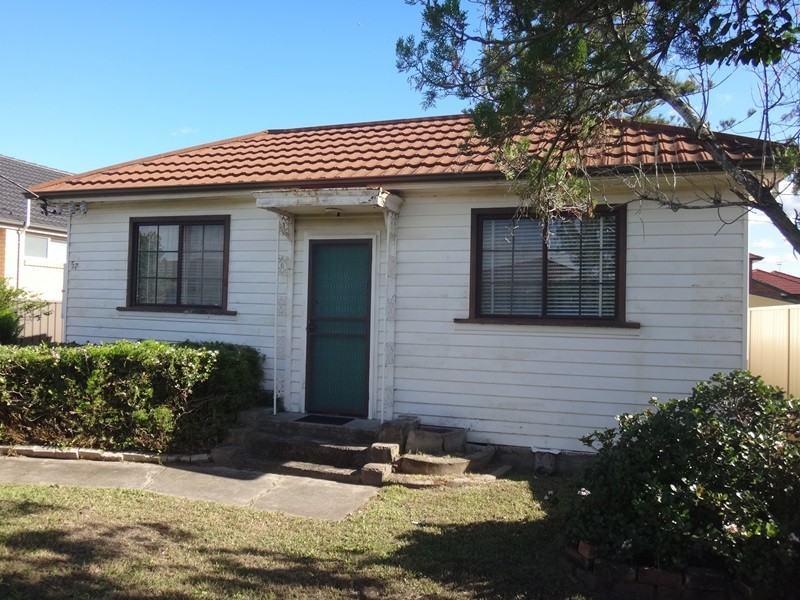 57 Albert Street, Warners Bay NSW 2282