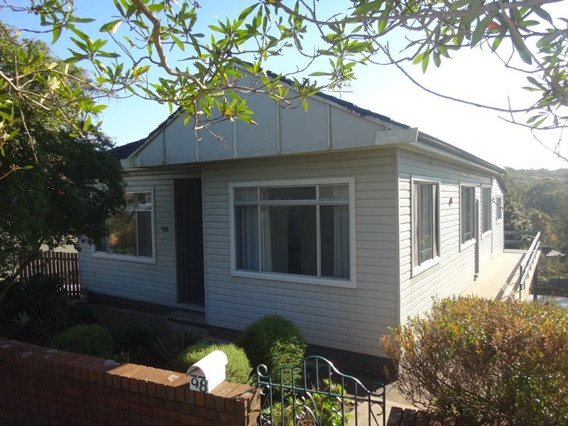 98 Grinsell Street, Kotara NSW 2289