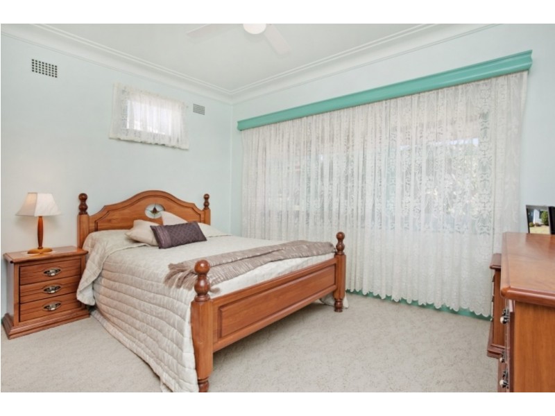 105 Springfield Avenue, Kotara NSW 2289