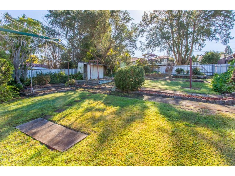 12 Helen Street, Mount Hutton NSW 2290