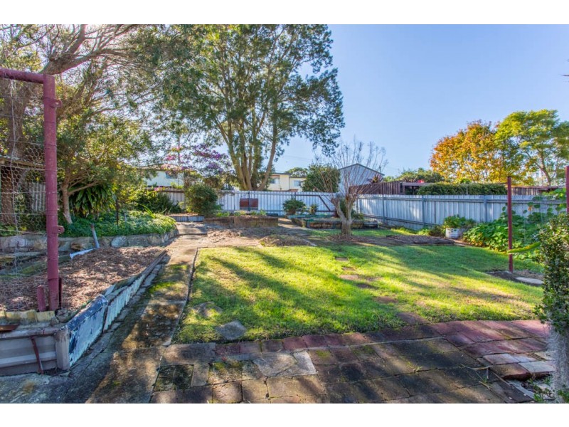 12 Helen Street, Mount Hutton NSW 2290