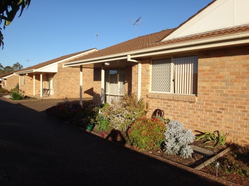 4/3 Francis Street, Cardiff South NSW 2285