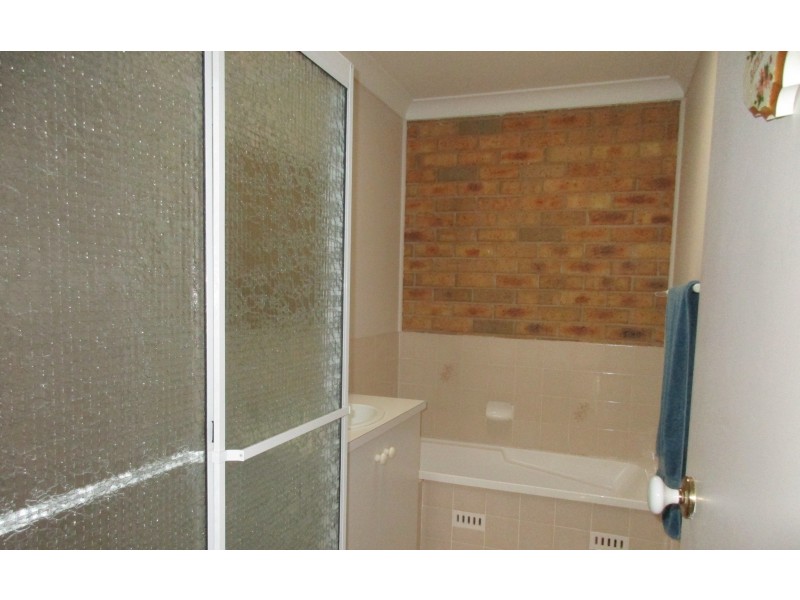 4/3 Francis Street, Cardiff South NSW 2285