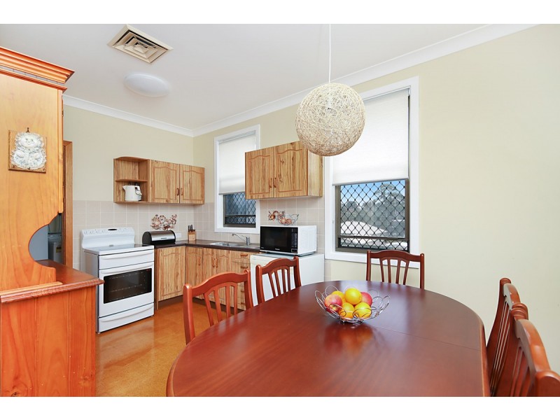 27 Manfred Avenue, Windale NSW 2306